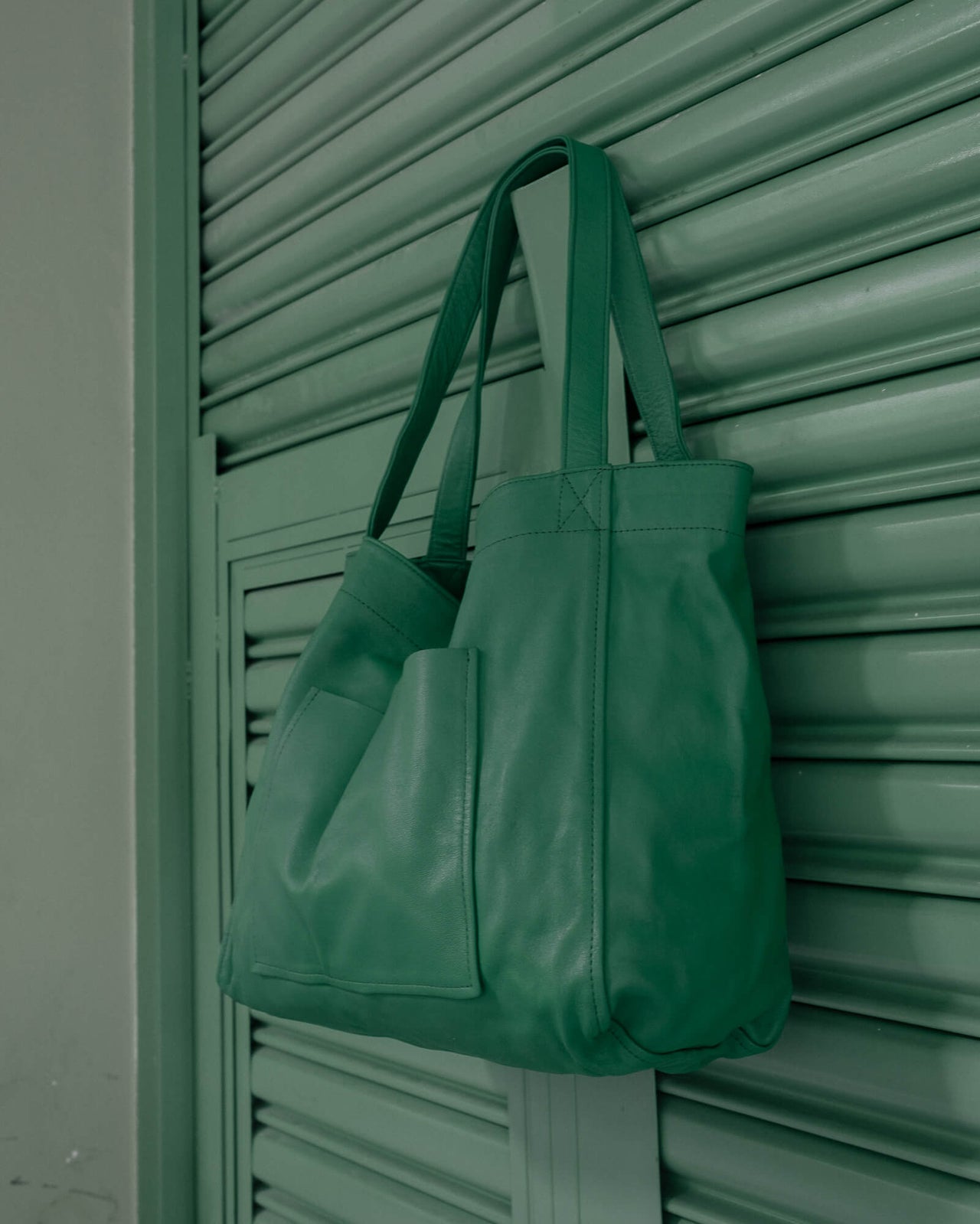 Soft Leather Maxi Tote Green