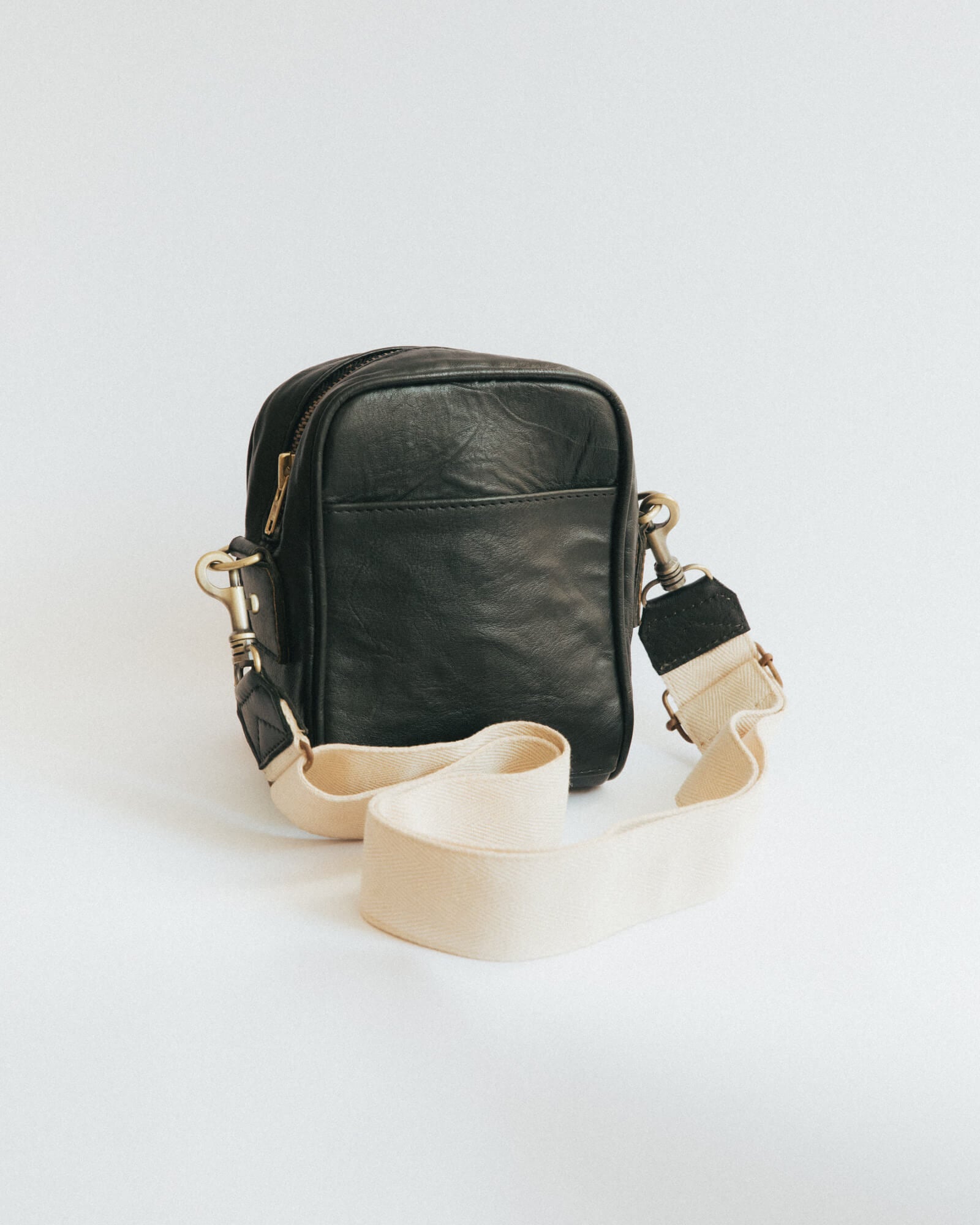 Soft Leather Crossbody Pouch Black