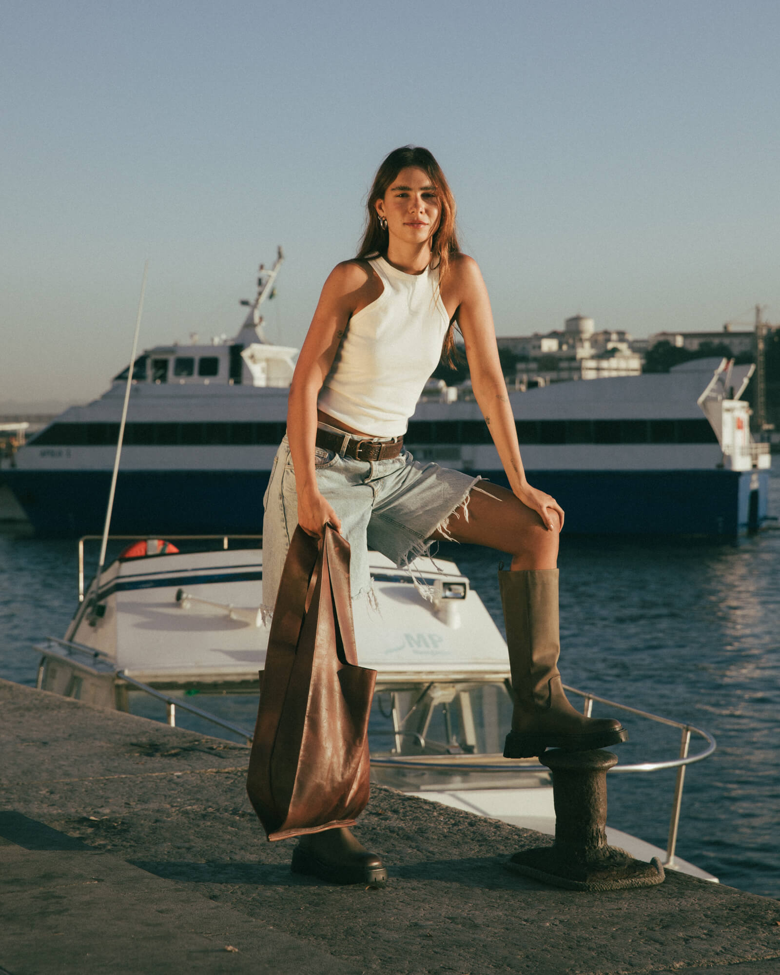 Soft Leather Maxi Market Bag Chestnut