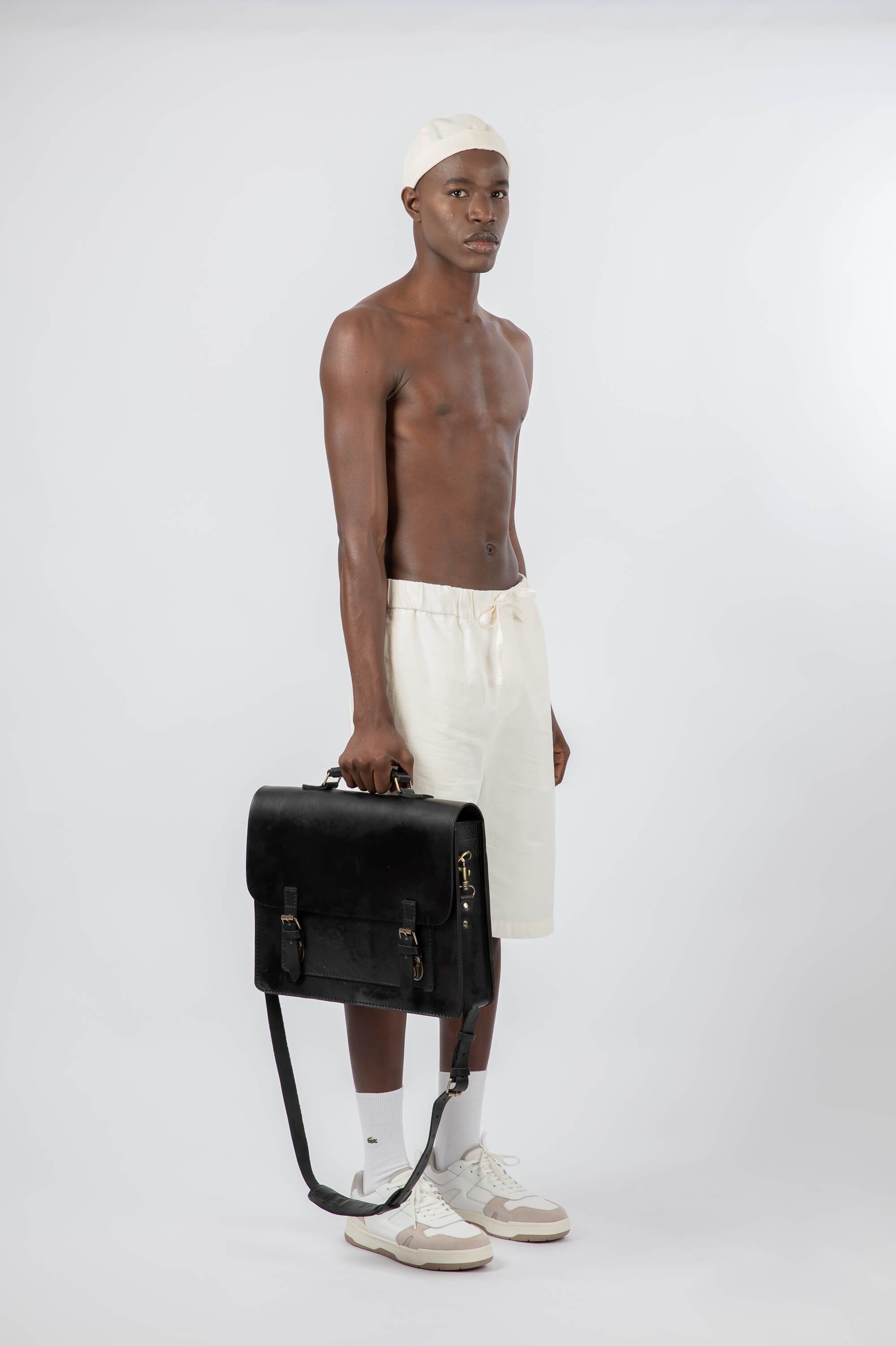 Leather Messenger Bag 15" Black