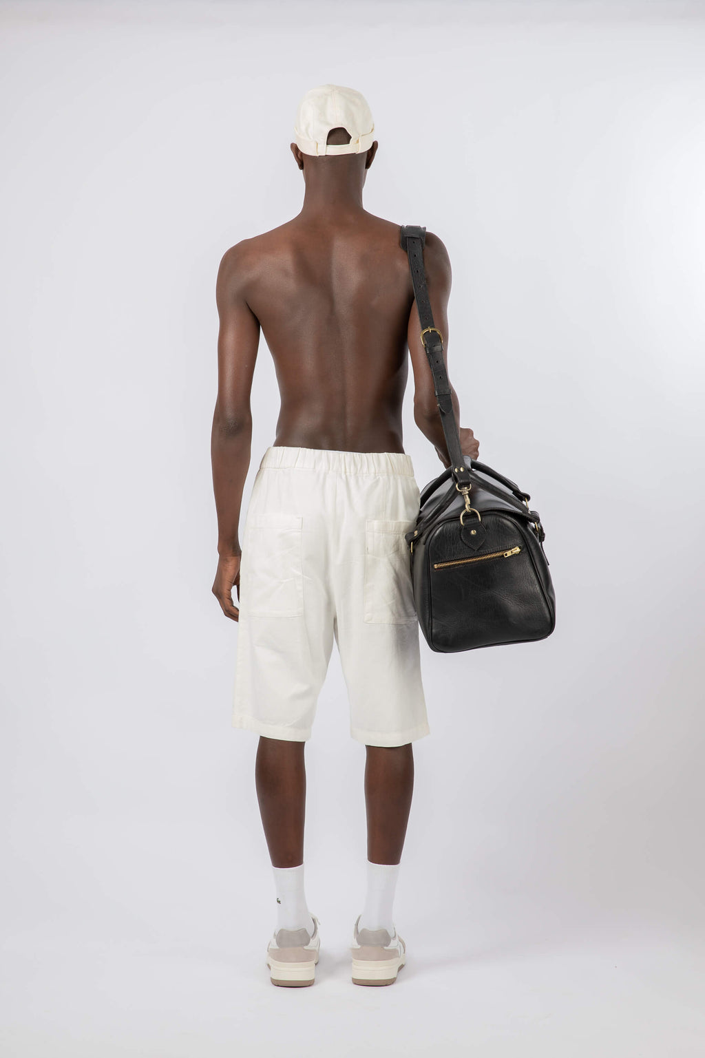 Leather Medium Duffle Bag Black
