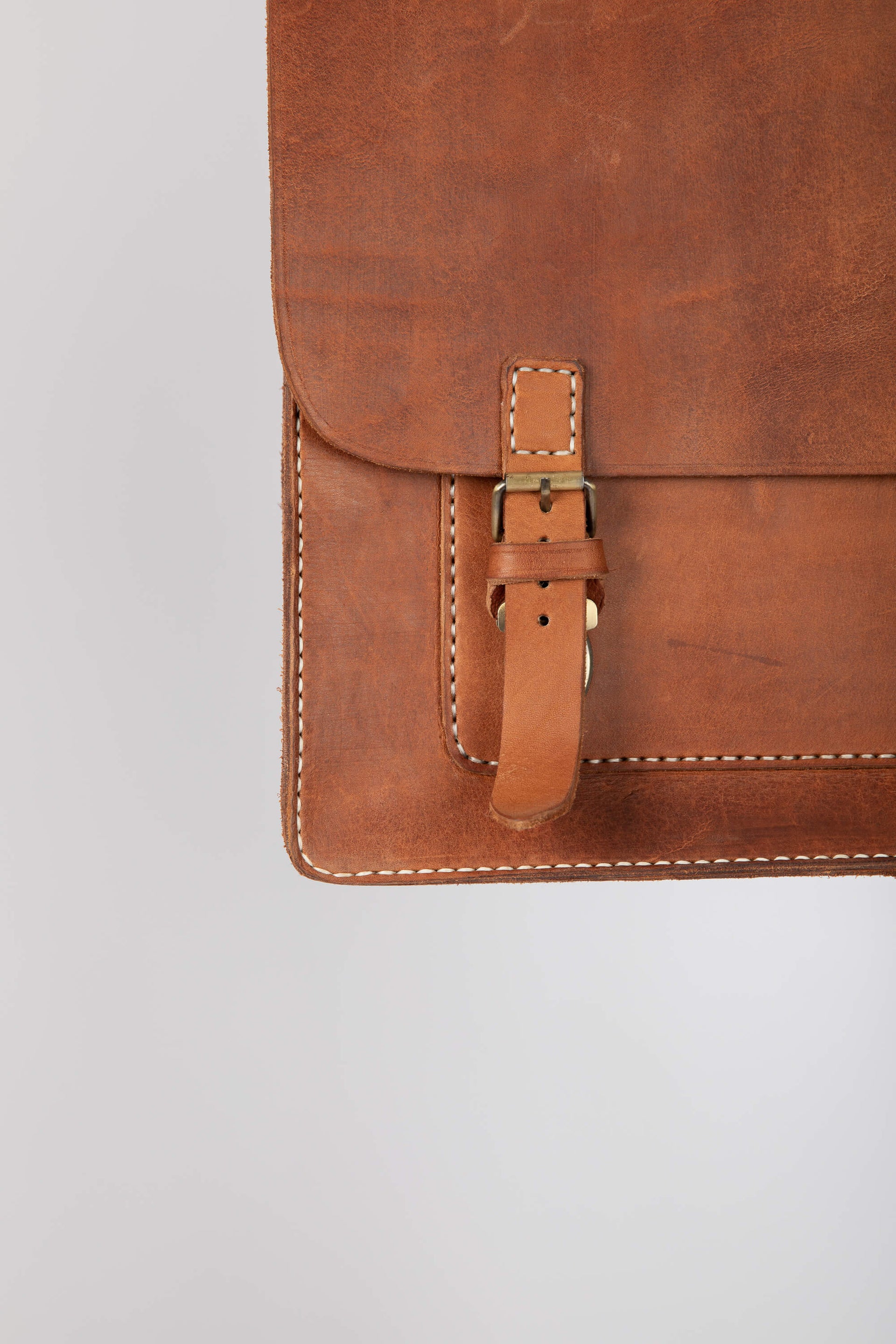 Leather Messenger Bag 15" Chestnut