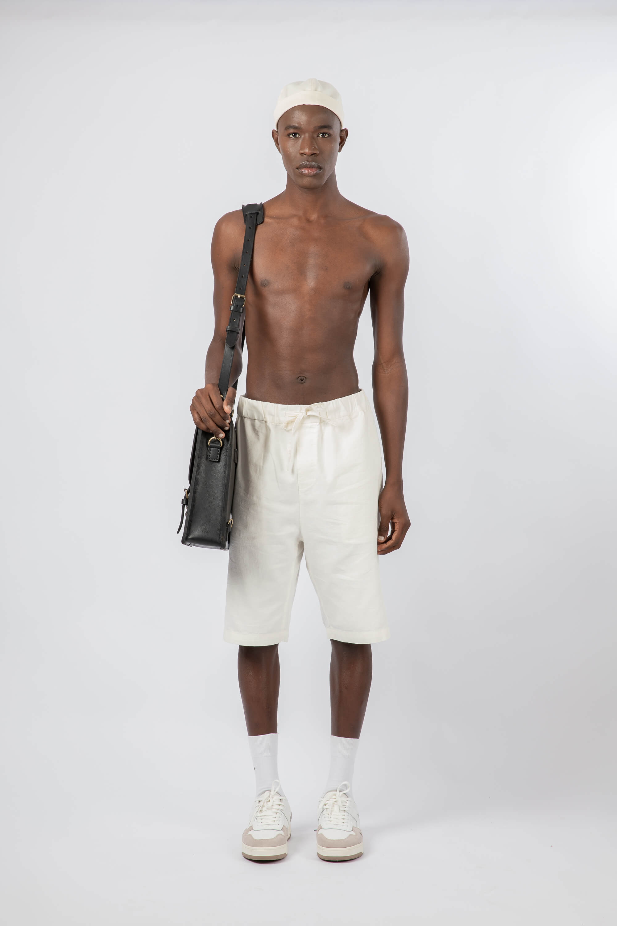 Leather Messenger Bag 15" Black