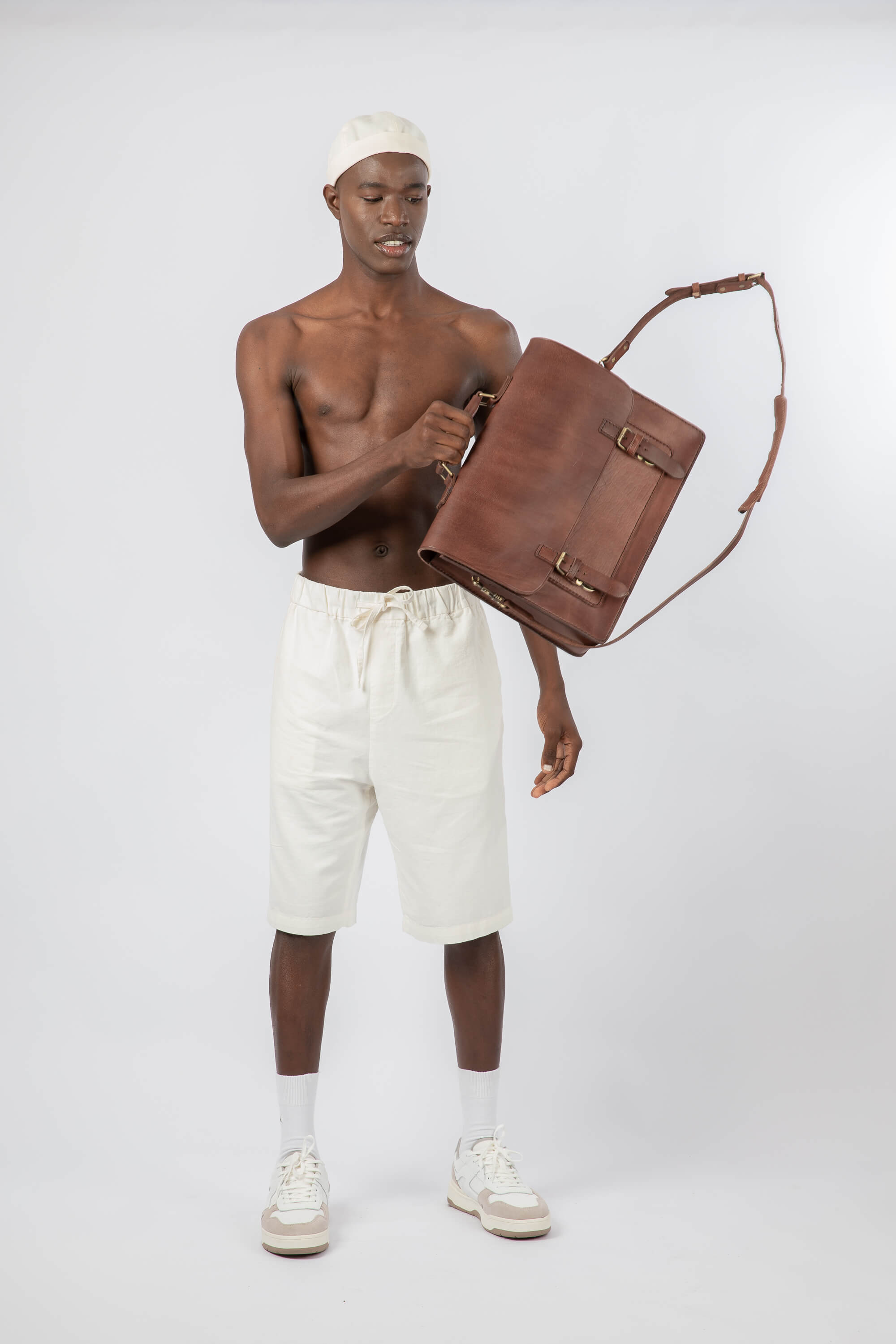 Leather Messenger Bag 15" Chestnut