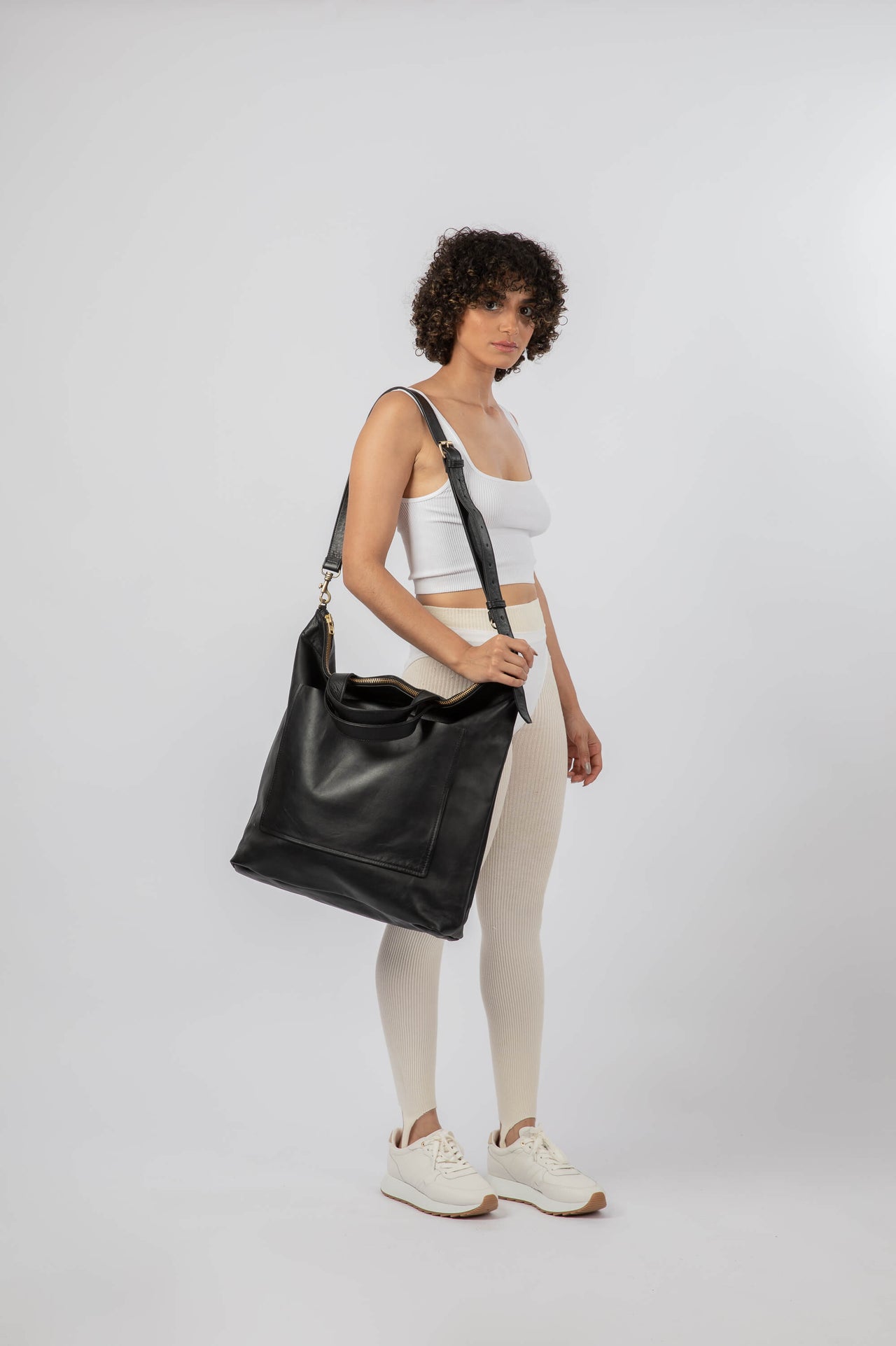 Overnight Soft Leather Tote with Zipper Black